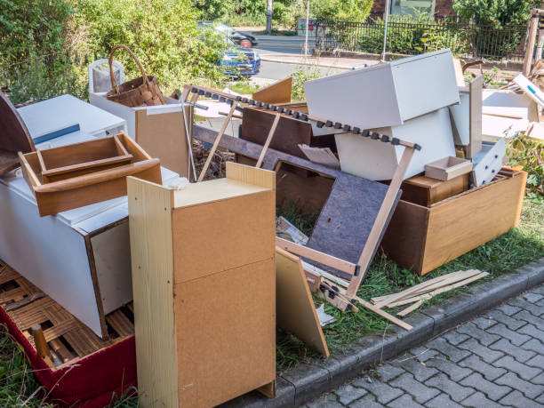 Best Garage Cleanout  in Maple Plain, MN